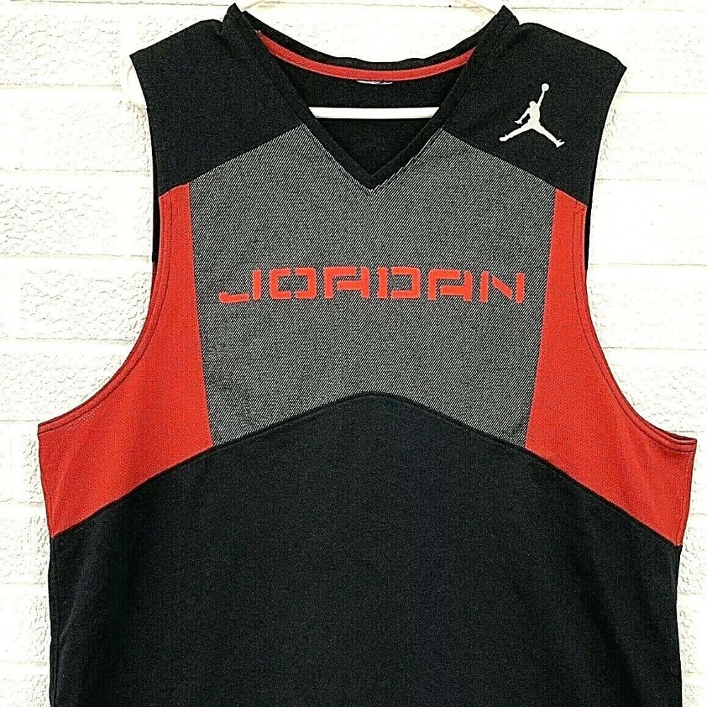 SOLD.  Nike Jordan Sleeveless V-Neck Shirt Jumpman